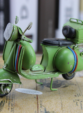 小绵羊铁艺咖啡厅橱窗摩托车模型