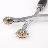 Через 14 лет старый магазин ручной резьмовой резьмовой пропускной