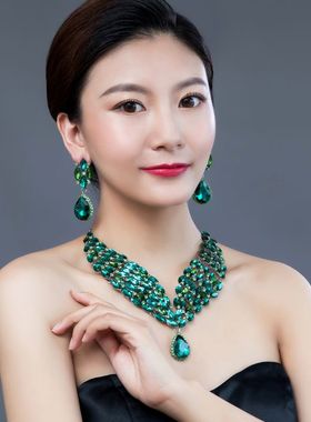 欧美时尚夸张满钻新娘女奢华礼服