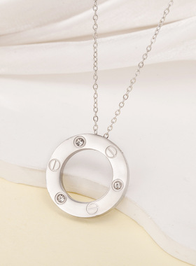 18k金电镀不锈钢吊坠锁骨链百搭设计感微镶锆石钛钢圆环项链