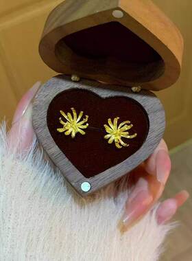 小雏菊耳针彷真黄金古法