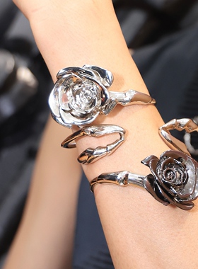 YURITAN玫瑰花手镯可调节大小2024春夏新款甜酷风首饰