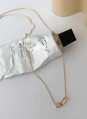 冷淡风锆石金属圆柱吊坠项链女韩国个性简约百搭气质颈链锁骨链