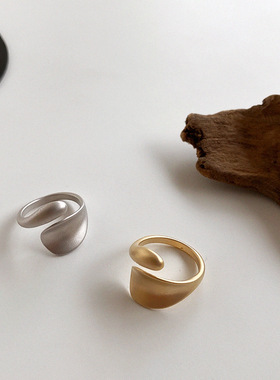 韩国东大门同款戒指女设计感复古金属交错戒指指环戒子冷淡风