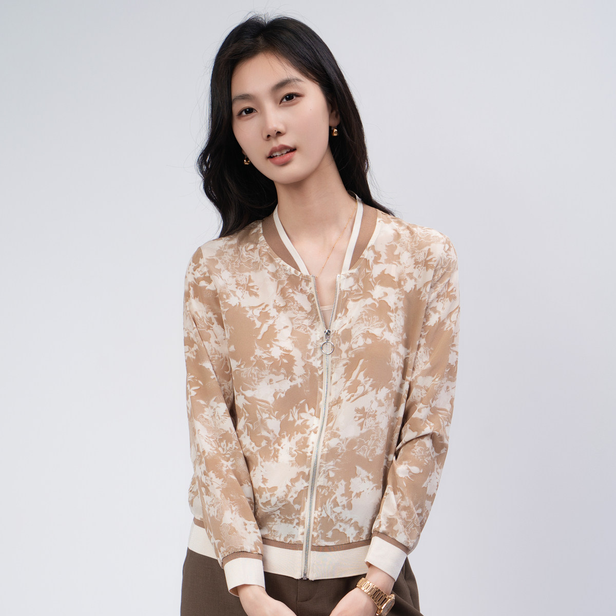 春竹2025春季新款时尚休闲印花长袖气质百搭短款女士宽松开衫