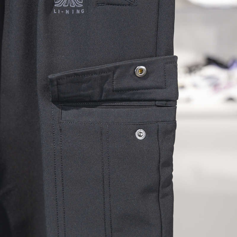 李宁运动裤男子2023冬季新款宽松加绒防泼水直筒休闲长裤AYKT673-图2