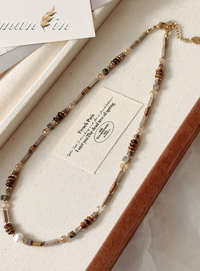 复古灰棕色串珠项链女款轻奢