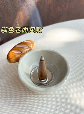 萌趣 一眼可爱～老面包款塔香炉不规则陶瓷小碟子釉下彩随身香座