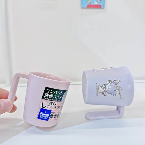 日本制大创三丽鸥联名卡通凯蒂猫带柄喝水杯迷你牙杯漱口杯122ml - 图2