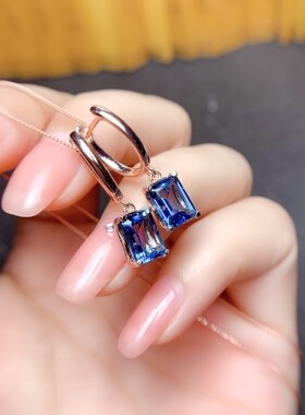 简约耳扣长方空托镀白金女