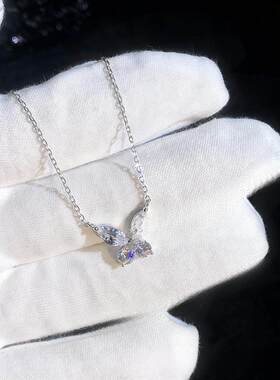 925纯银项链满镶1 7克拉莫桑石吊坠百搭蝴蝶莫桑石锁骨链