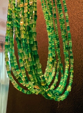 天然绿玉髓小方糖项链小众锁骨链choker颈链祖母绿色