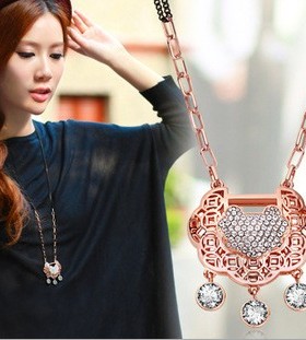 网红同款大气拉金属感小动物项链