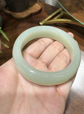 新疆和田玉且末高青白轮胎镯