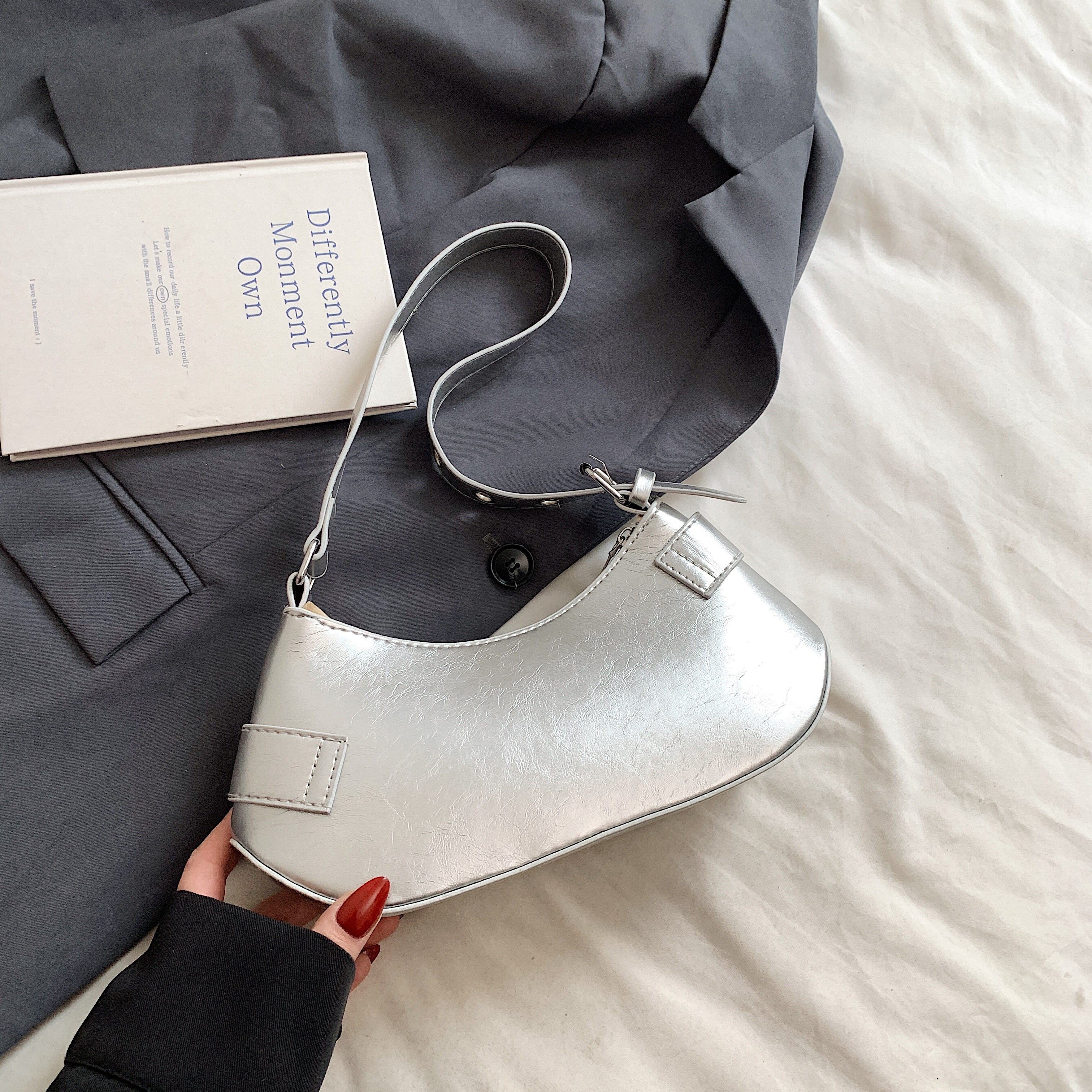 精致轻奢腋下包包女2024冬韩版时尚百搭高级感小众简约休闲单肩包,淘宝优惠券,粉丝福利购,淘宝优惠卷