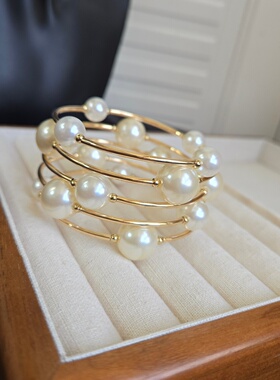 小众原创设计款多层仿珍珠弯管缠绕手链环形螺旋手镯时尚通勤