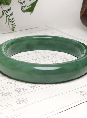 收藏级和田碧玉老料无黑点手镯