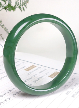 收藏级和田碧玉菠菜绿手镯63mm