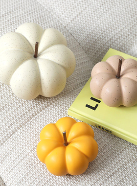 满满艺术感南瓜造型陶瓷摆件