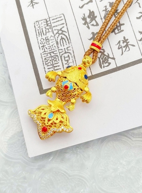 珐琅彩金鱼沙金吊坠锦鲤仿真黄金项链女金店同款女轻奢锁骨毛衣链