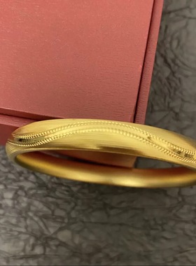 拉丝波浪纹沙金手镯仿真黄金色周家同款轻奢复古素圈实心闭口镯子