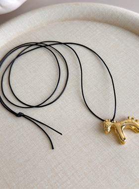 马年新款儿童项链女童宝宝锁骨链长款毛衣链小马吊坠项链饰品