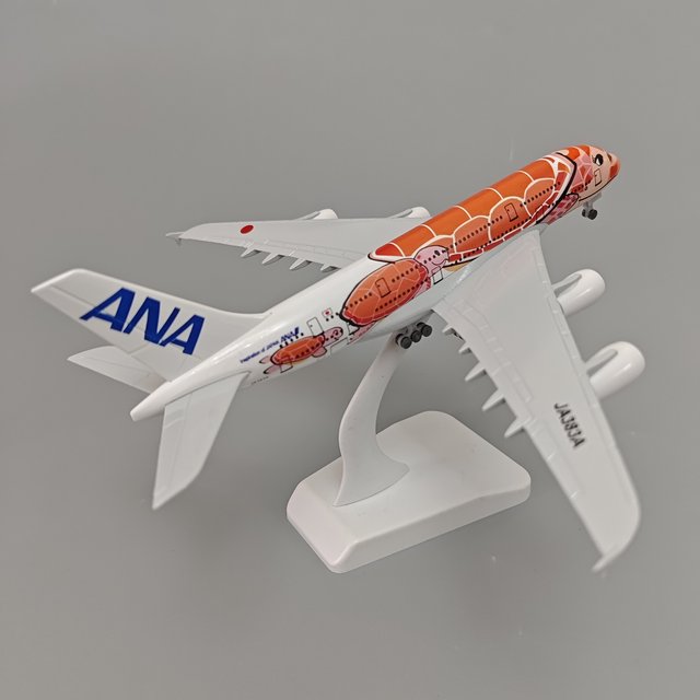 20cm Japanese ANA Airbus A380 Orange Turtle Alloy Simulated Aircraft Model