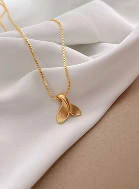 精致轻奢人鱼尾吊坠项链法式