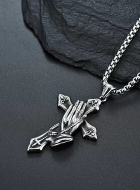 2025秋冬新款跨境个性钛钢项链  复古风祈祷之手十字架长款毛衣链