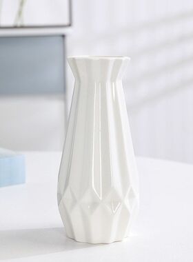 2026跨境现代简约白色陶瓷花瓶水培北欧创意客厅干花插花装饰摆件