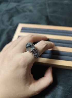 一物一图。小众宫廷风白水晶球复古蕾丝款开口戒指饰品圈口可调节