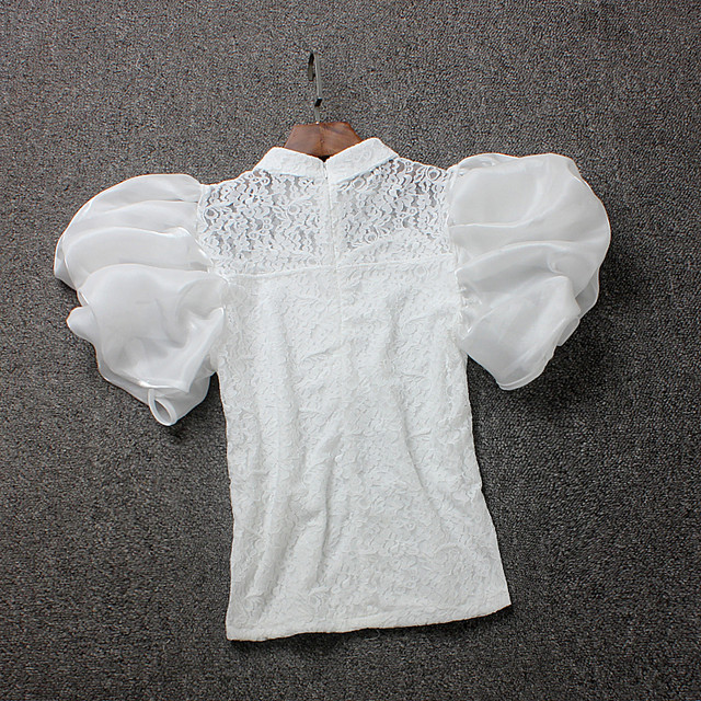 ເສື້ອຢືດ crocheted temperament ເປັນຮູຂຸມຂົນ