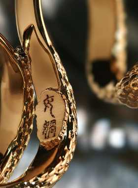 法式轻奢精致蛇年本命年蛇形戒指女时尚金蛇绕指 个性指虎