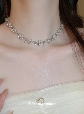 镶钻方形爱心珍珠项链法式复古百搭锁骨链轻奢高级感气质颈链项饰