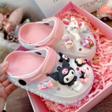 Модные нескользящие детские тапочки в стиле Crocs для выхода на улицу для друга, подходят для носки на улице, в западном стиле, популярно в интернете