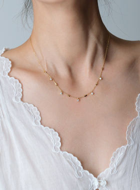 简约百搭经典星河坠钛钢镀金 石爪钻项链小方块锁骨链