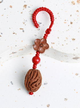 野生毛桃子核钥匙挂件