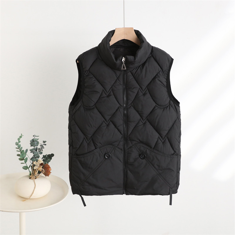 Down cotton vest for women in autumn and winter, middle-aged mother's loose short vest for outer wear, warm little man's jacket