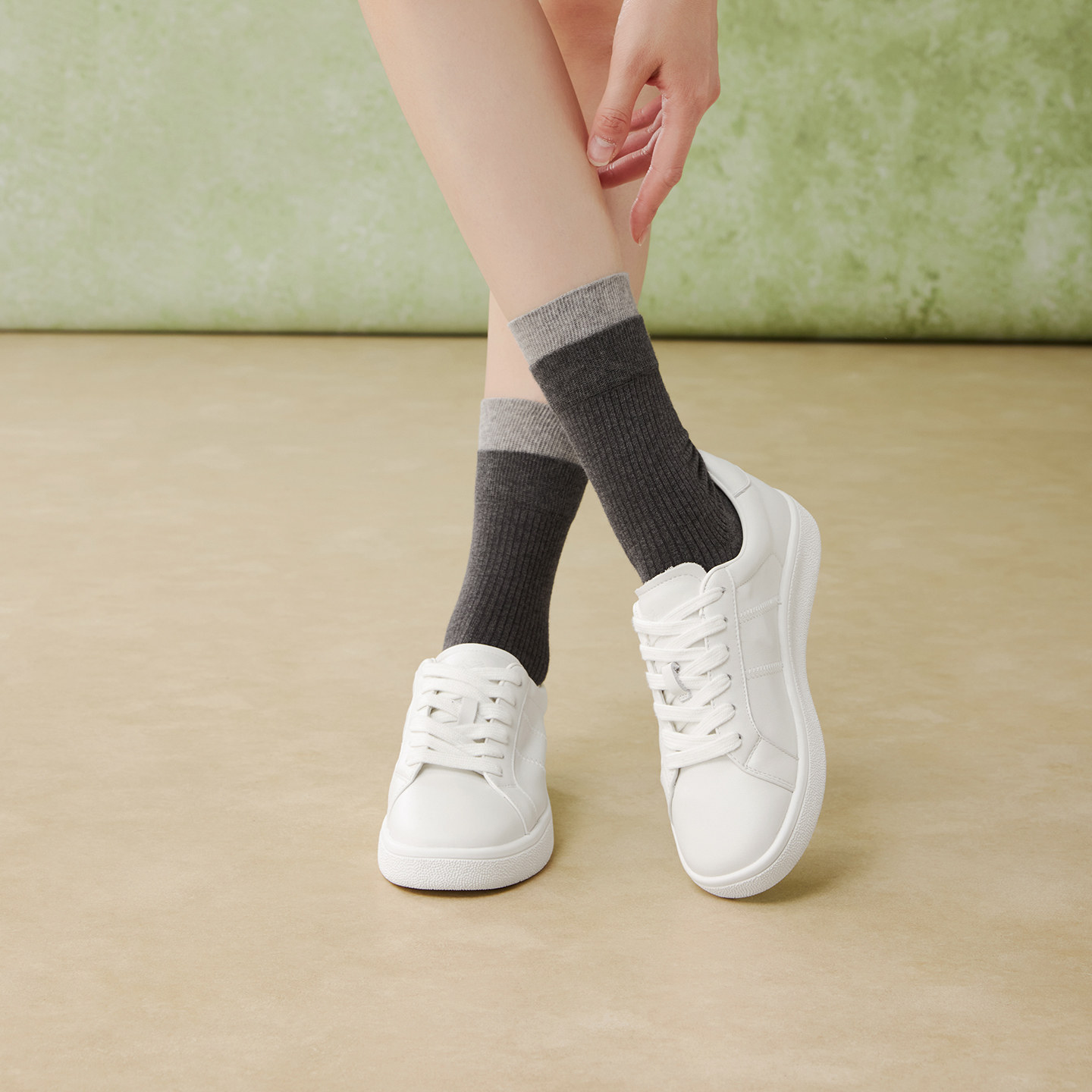 百思图2026春季商场新款牛皮厚底小白鞋板鞋运动女休闲鞋UYI01AM6,淘宝优惠券,粉丝福利购,淘宝优惠卷