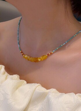 新款时尚清新尖晶石黄蜜蜡项链清新简约南红拼接锁骨链复古挂链女