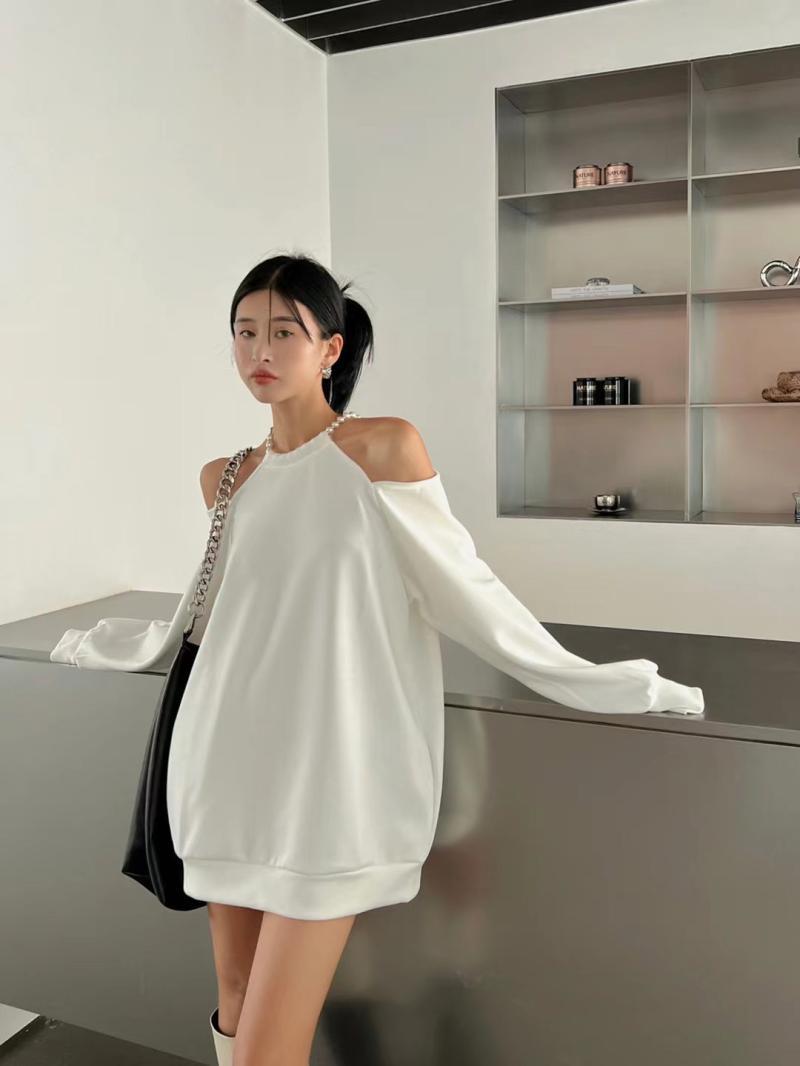 胖mm特大码300斤珍珠链条露肩长袖卫衣女春夏中长款宽松休闲上衣 - 图0