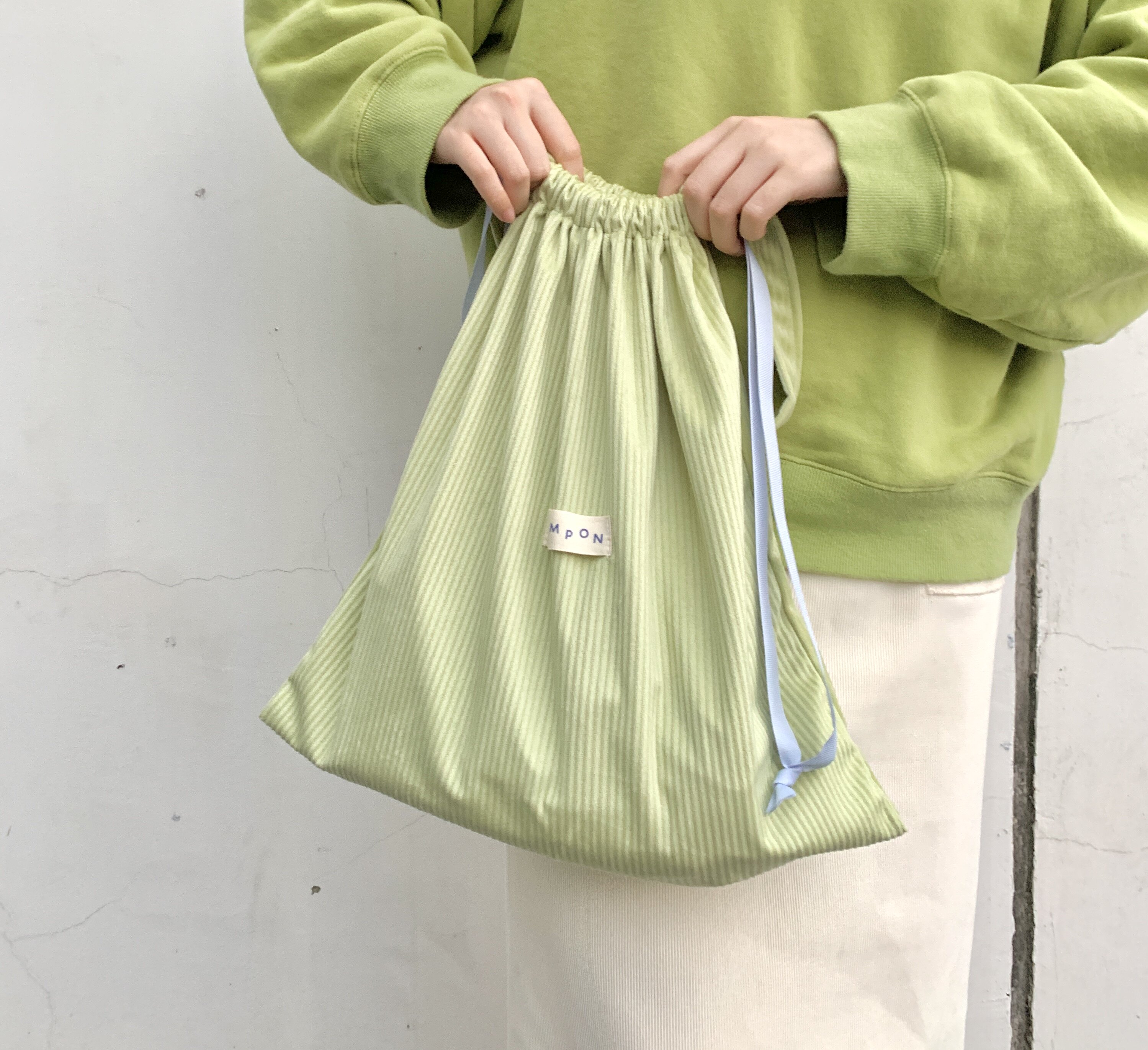 POMPON原创彩色小灯包灯芯绒ins鞋包化妆品收纳袋环保袋口红旅行 - 图0