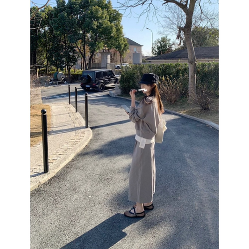 福利不退 santa grove25027内搭背心斜肩卫衣+八分休闲裤三件套装 - 图2