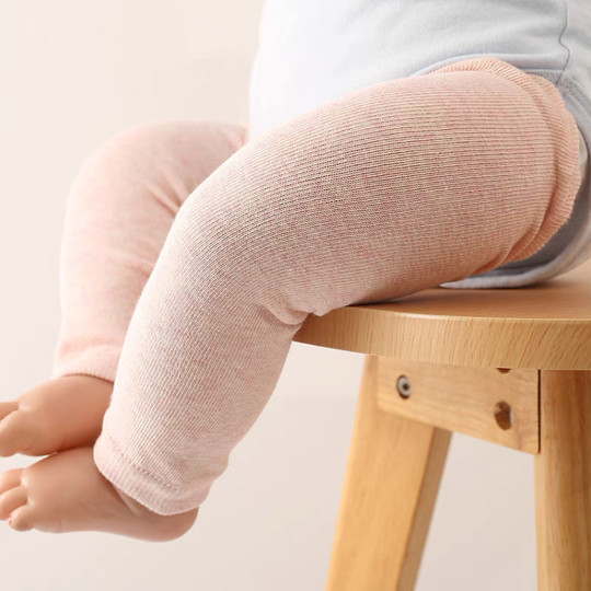 Baby winter diaper changing artifact leg cover knee socks