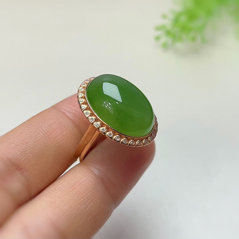 Fashion trendy Hetian jade gold inlaid hand jewelry for wife
