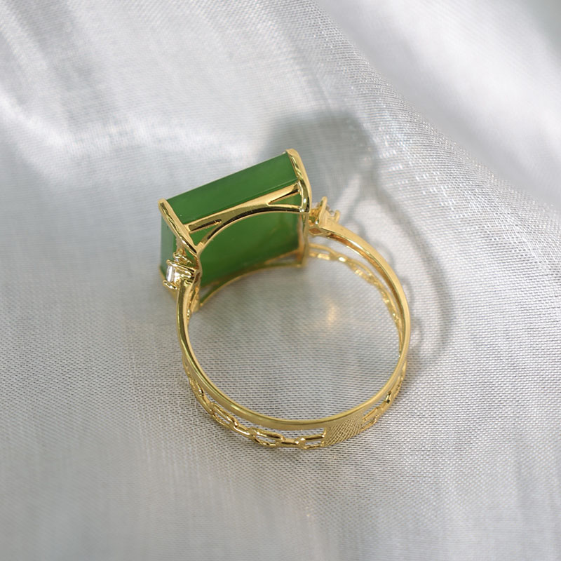 Fashion trendy Hetian jade gold inlaid jade gift for wife