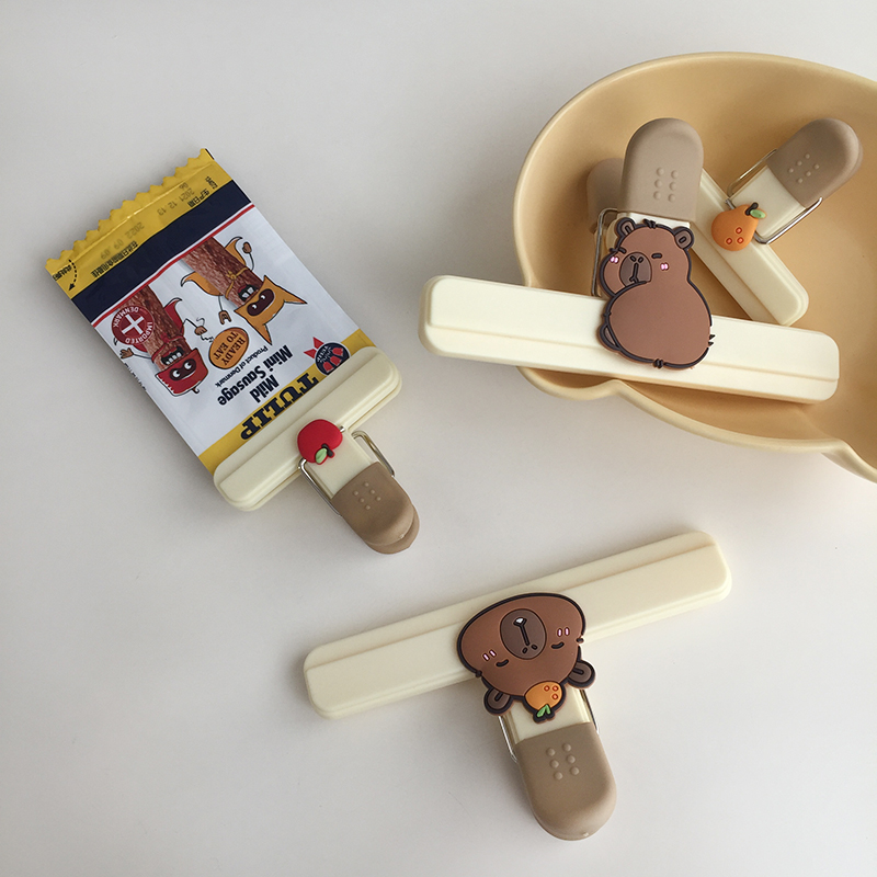 可爱卡皮巴拉封口夹厨房食品袋保鲜密封夹零食袋咖啡防潮小夹子 - 图1