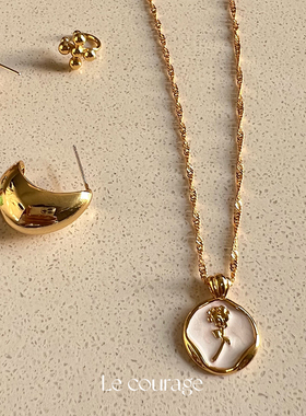 滴釉玫瑰圆牌18K镀金水波链项链