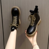 Martens, осенние короткие сапоги в английском стиле на платформе, из натуральной кожи, коллекция 2023, в британском стиле, увеличивают рост, подходят для подростков, большой размер