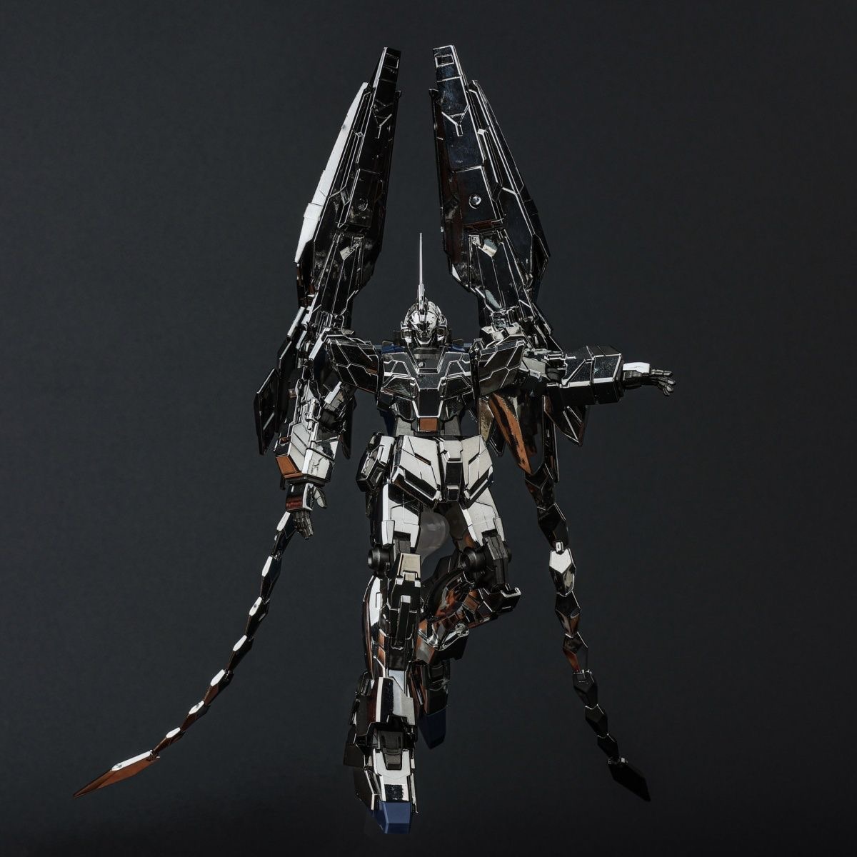 星动  HG 1/144菲尼克斯电镀暗钢3号机独角兽模式 电镀独角模式 - 图0